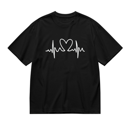 Sweet Heartbeat Love Heart Minimal Line Art Plus Size Women Printed T-Shirt