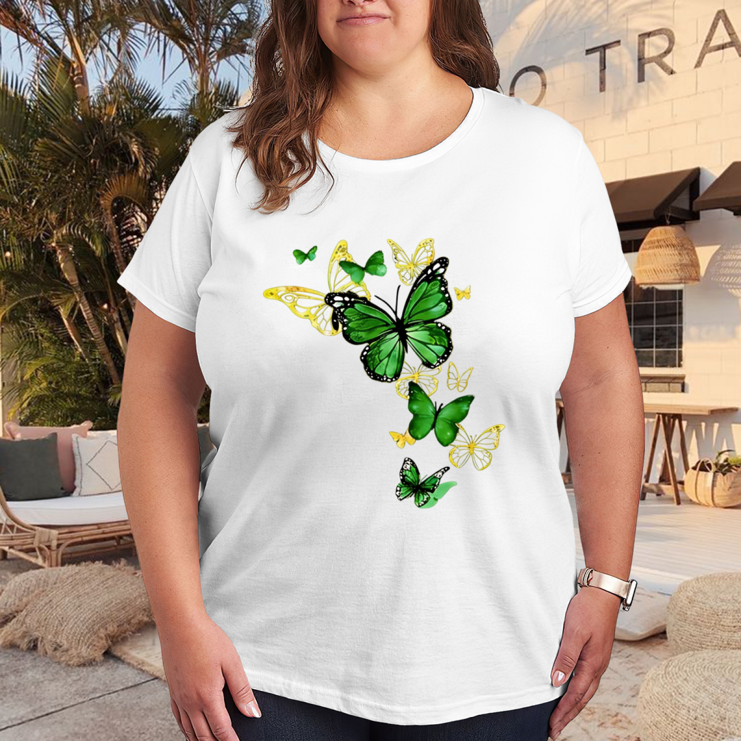Vibrant Green & Golden Butterfly Art Print Plus Size Women¡¯s T-Shirt