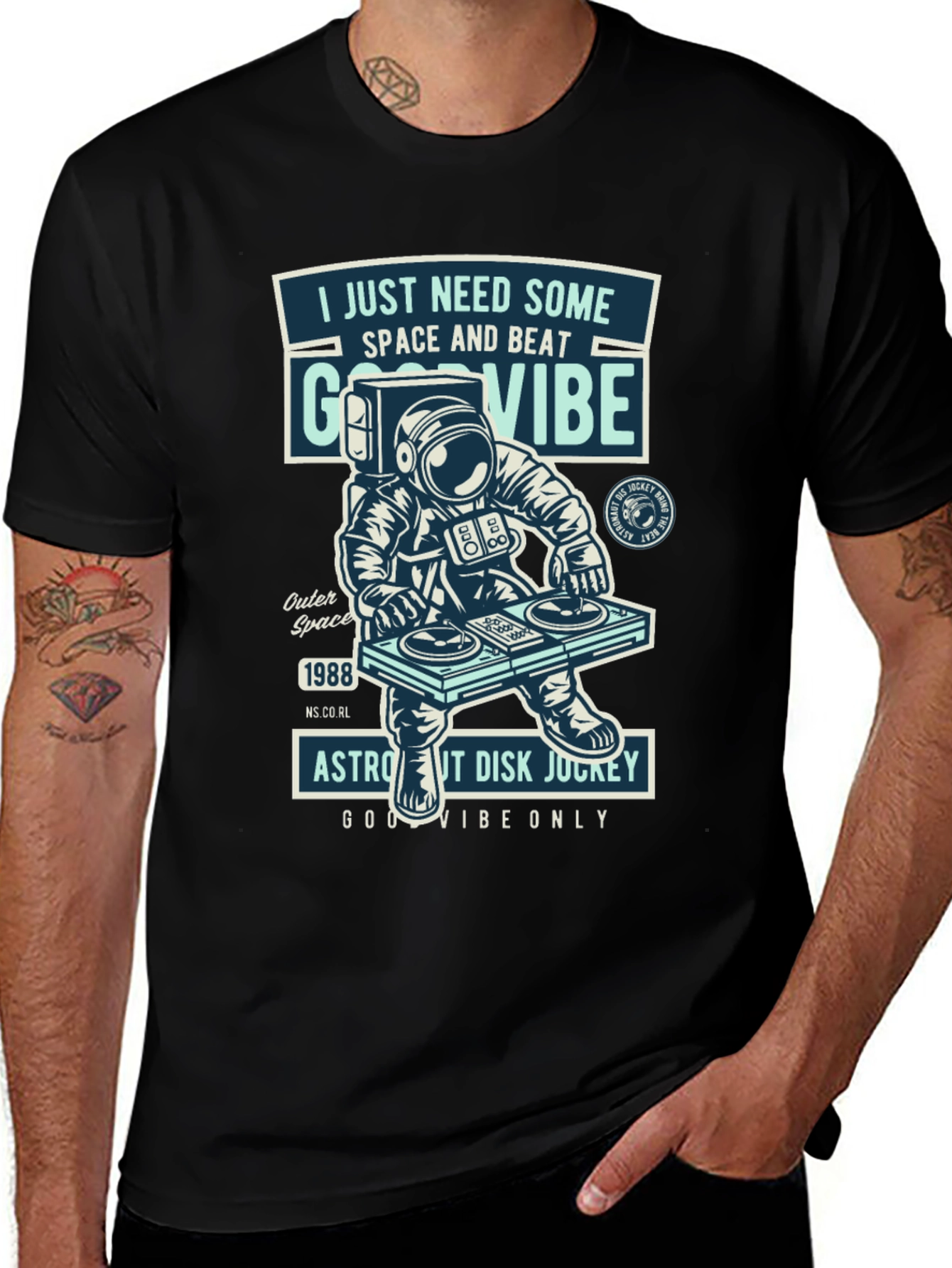 Astronaut DJ T-Shirt - Space & Beat Good Vibes