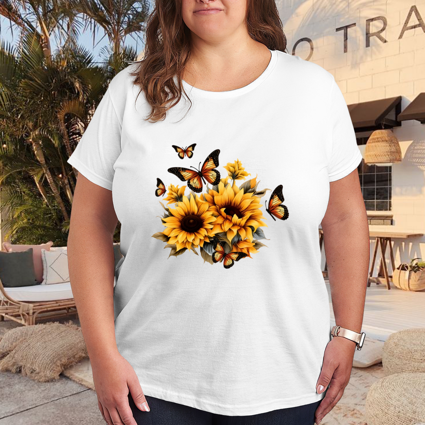 Warm Sunflower & Monarch Butterflies Floral Plus Size Women¡¯s Printed T-Shirt