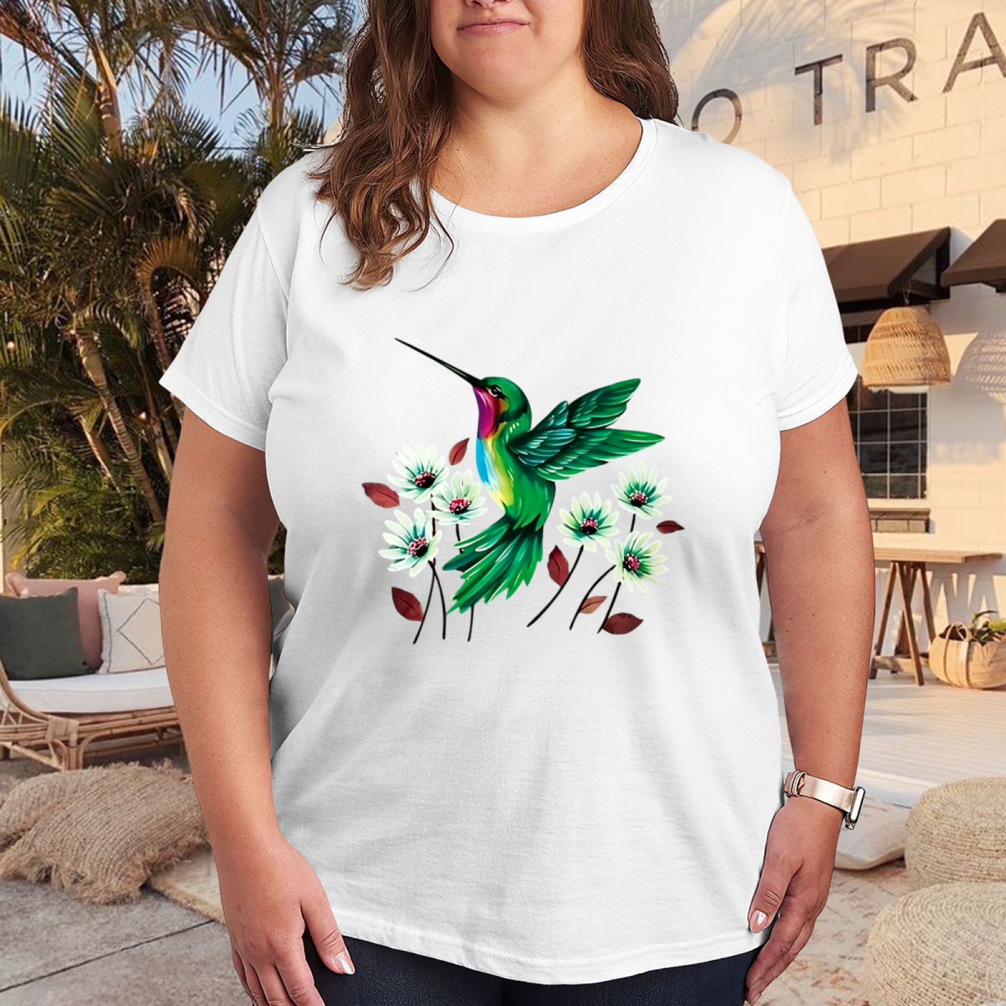 Vivid Green Hummingbird White Floral Print Plus Size Women¡¯s Casual T-Shirt