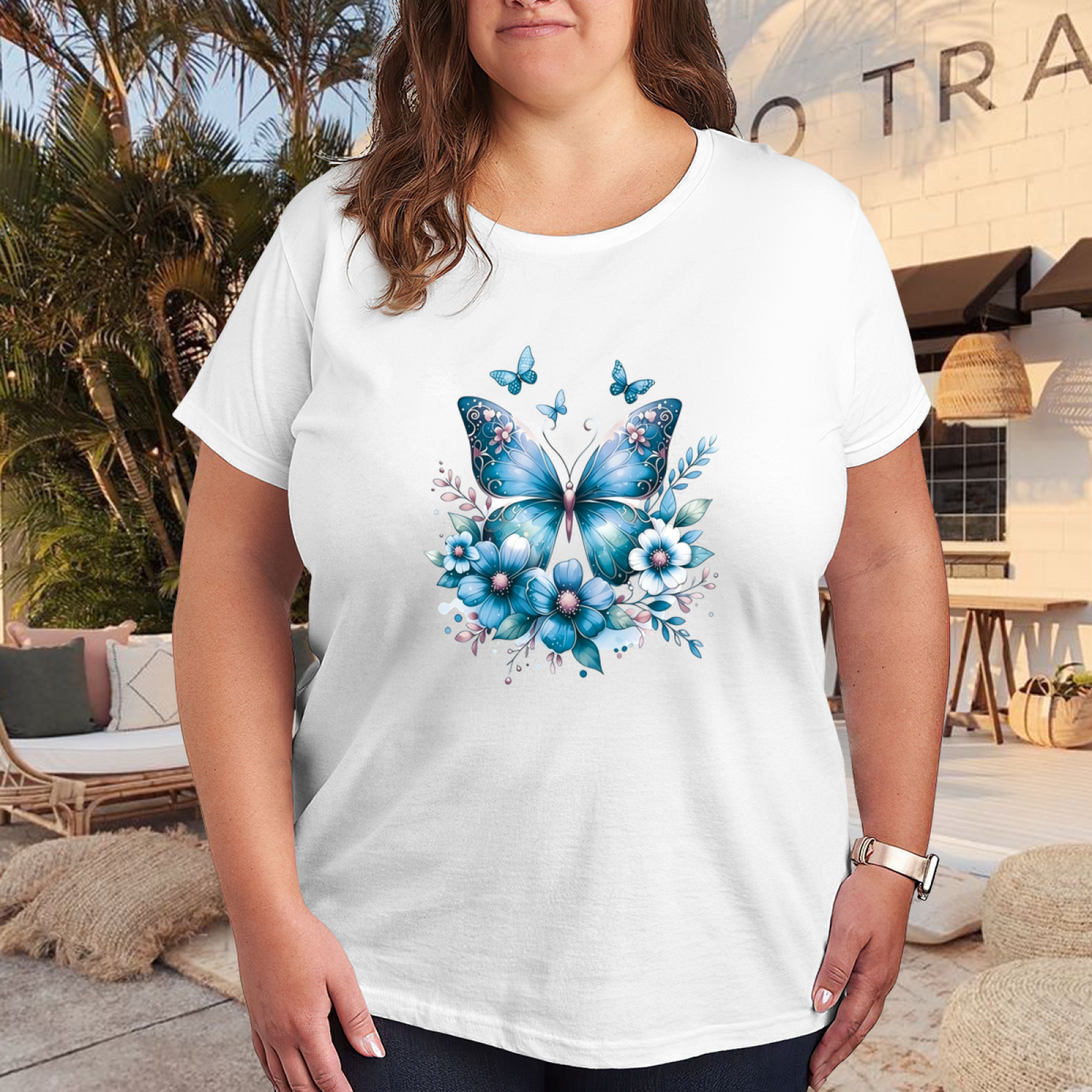 Soft Light Blue Watercolor Floral Butterfly Gentle Plus Size Women¡¯s Printed T-Shirt
