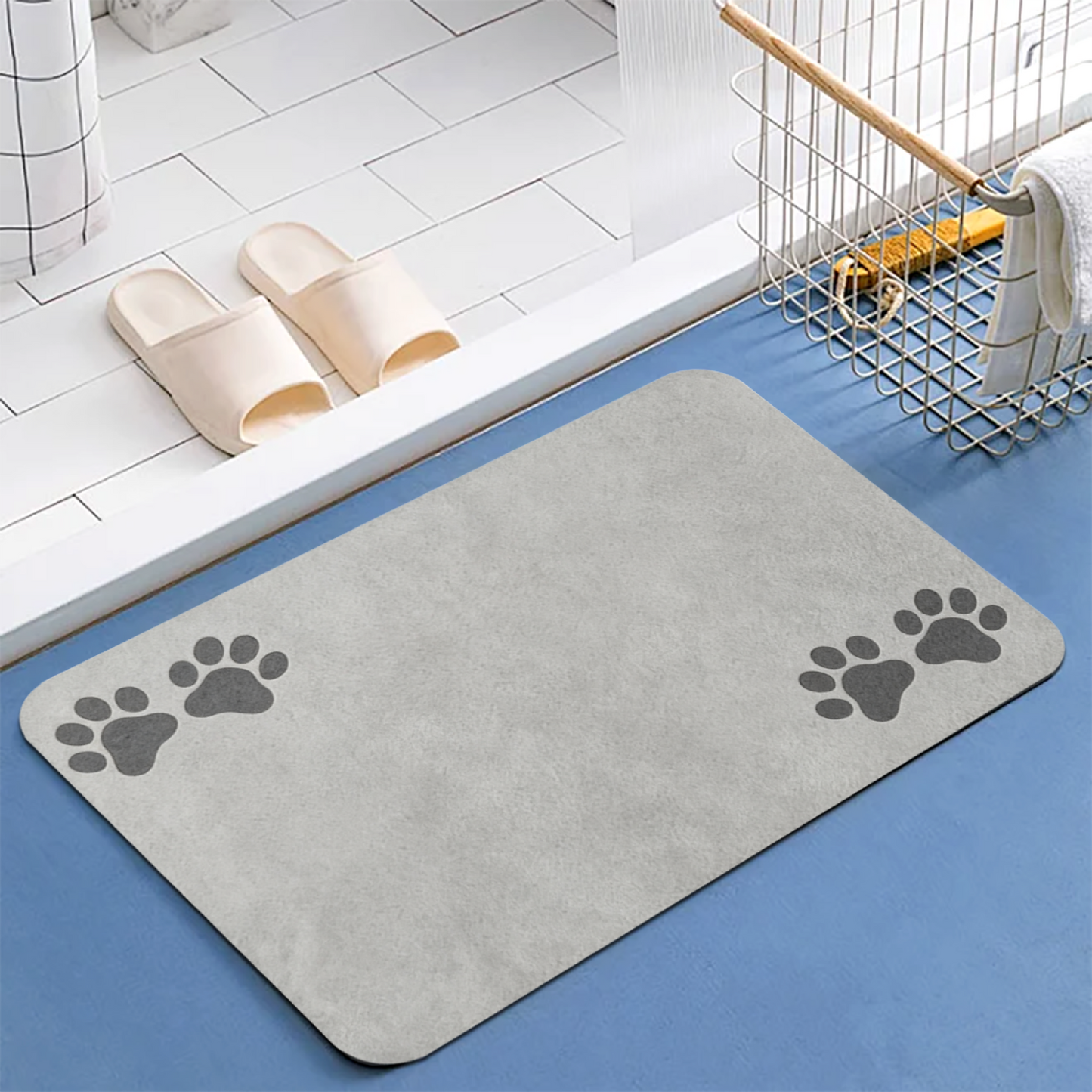Light Grey Minimal Paw Accent Diatom Mat | Neutral Silicone Non-Slip Bathroom Doormat