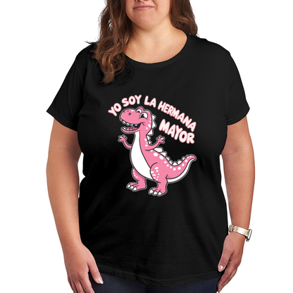 Spanish Yo Soy La Hermana Mayor Pink Dino Plus Size Women Graphic Tee