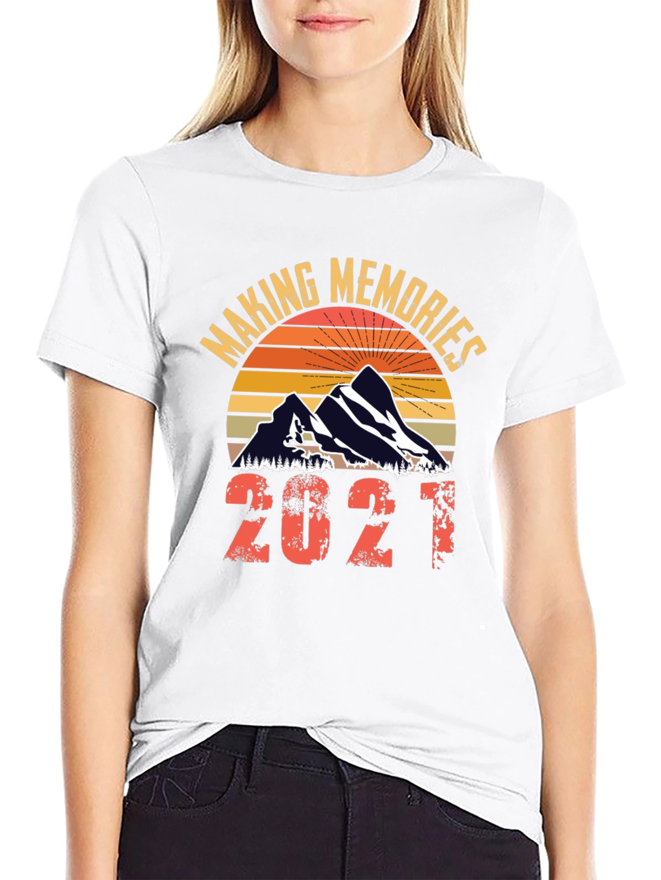 Making Memories 2021 Graphic Tee - Black