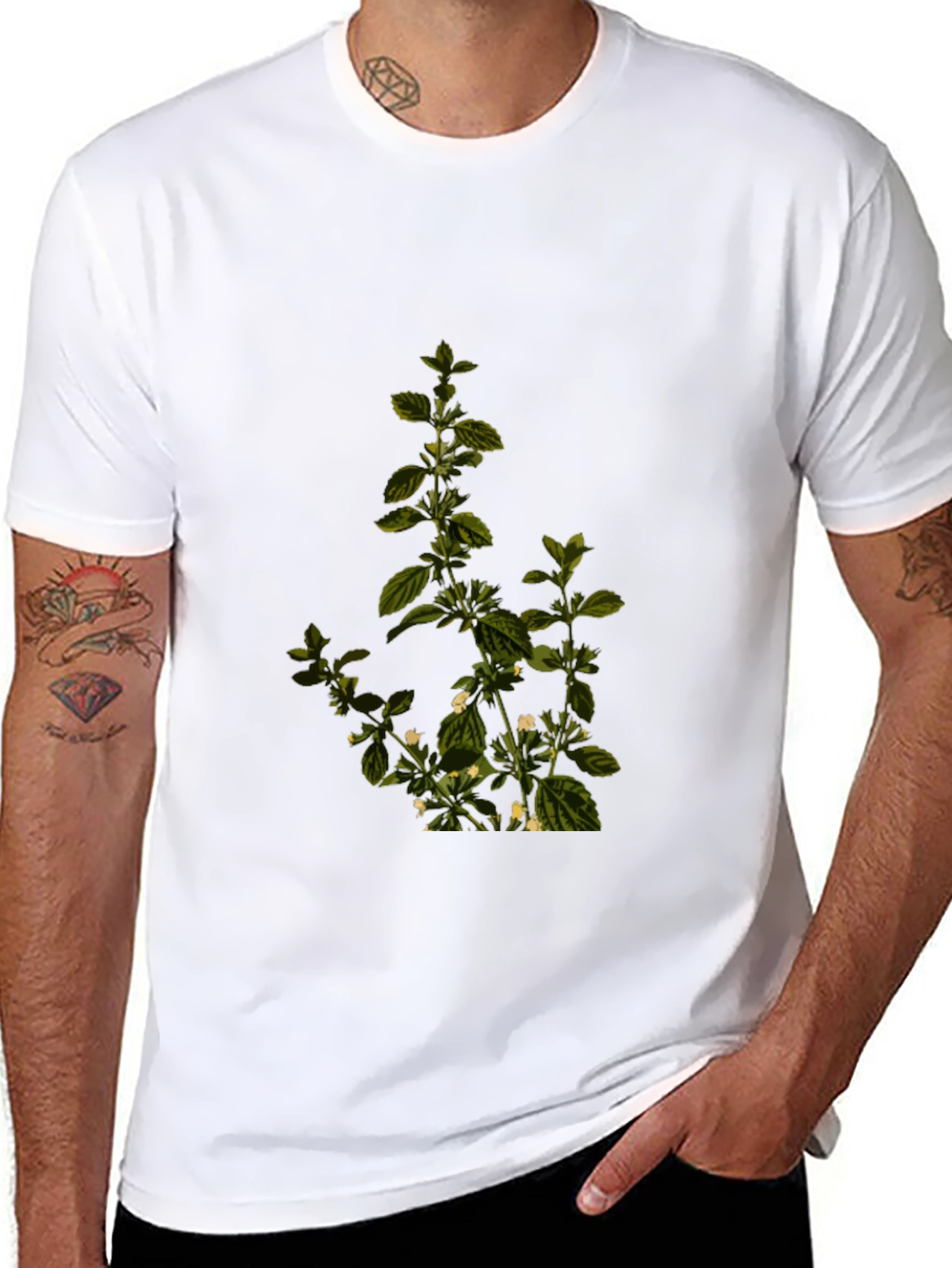 Botanical Print Tee - Stylish Comfort